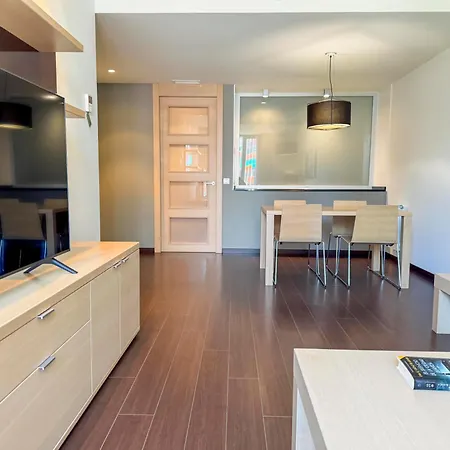 Aparthotel Jardines De Uleta