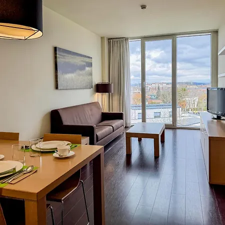 公寓式酒店 Jardines De Uleta 4*